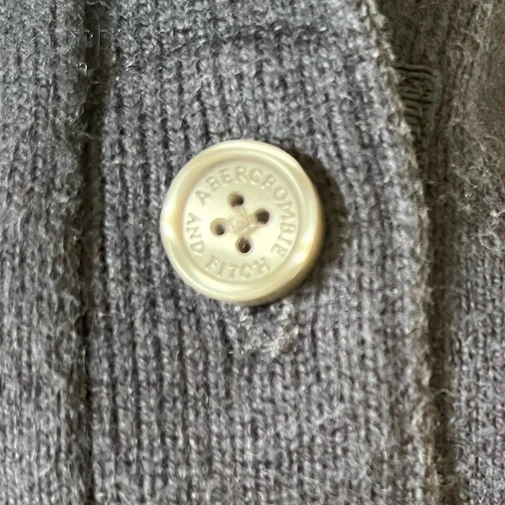 Abercrombie & Fitch Medium Cardigan - Picture 6 of 6